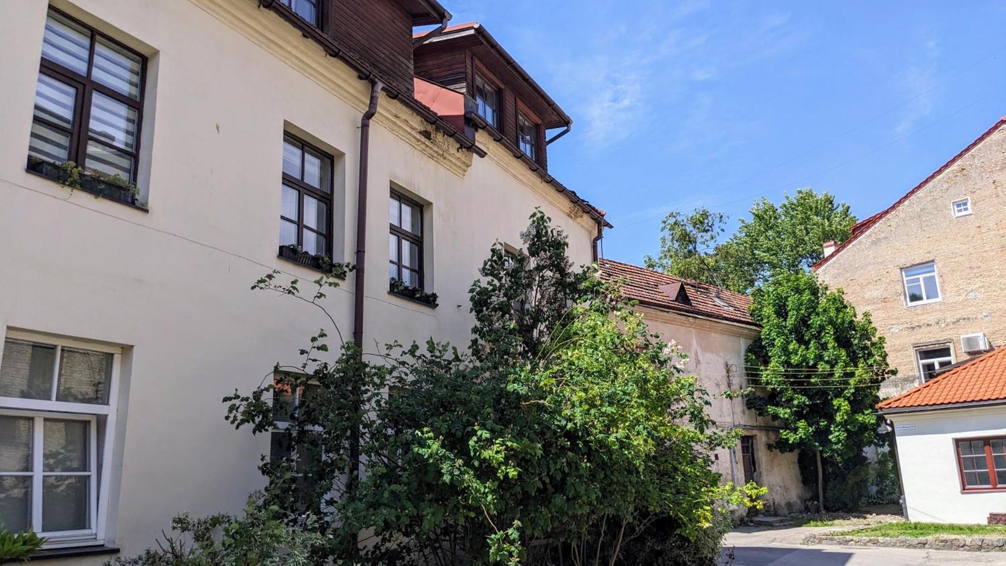 Apartment Cozy By Town Hall With Free Parking